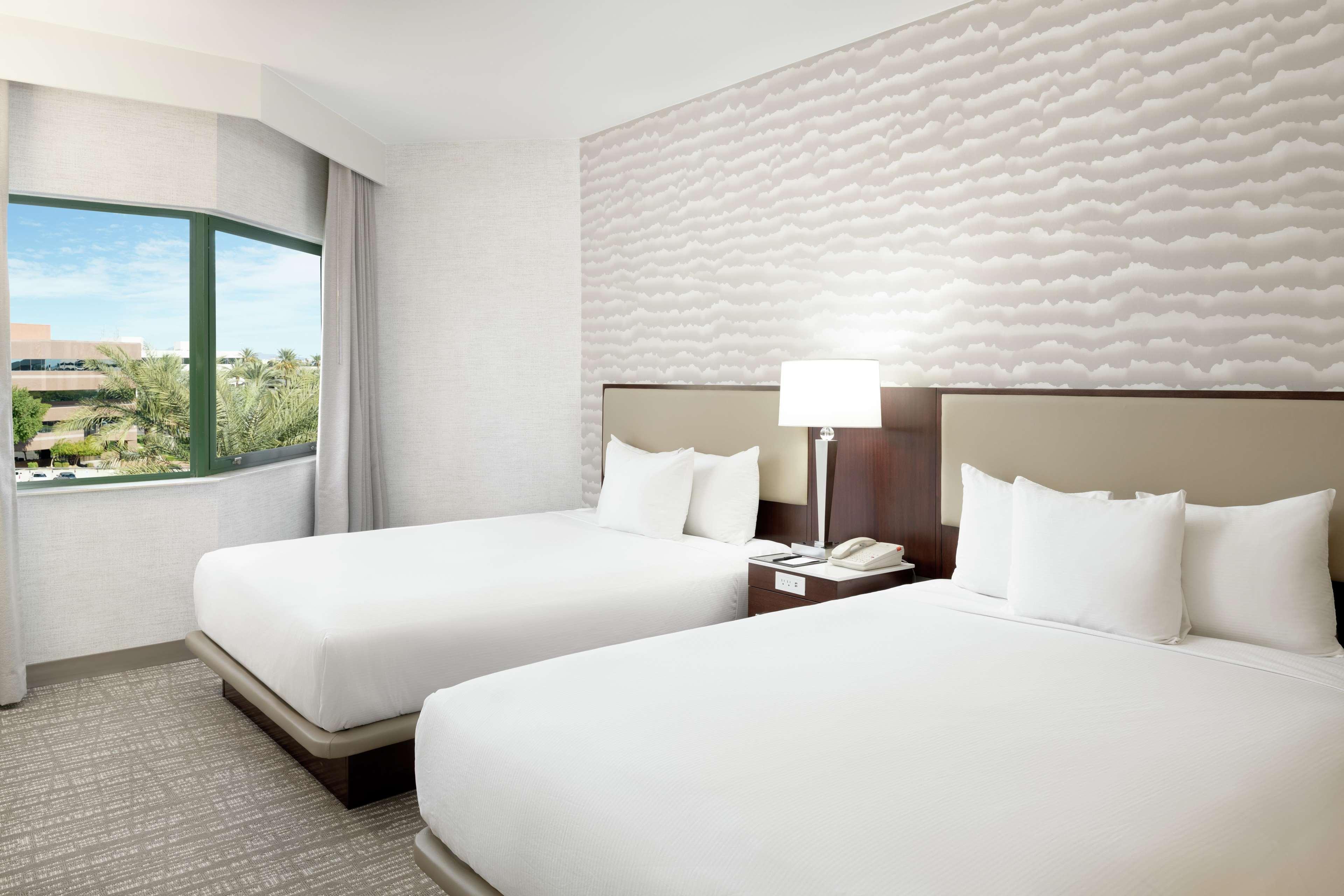 Doubletree Suites By Hilton Phoenix Kültér fotó