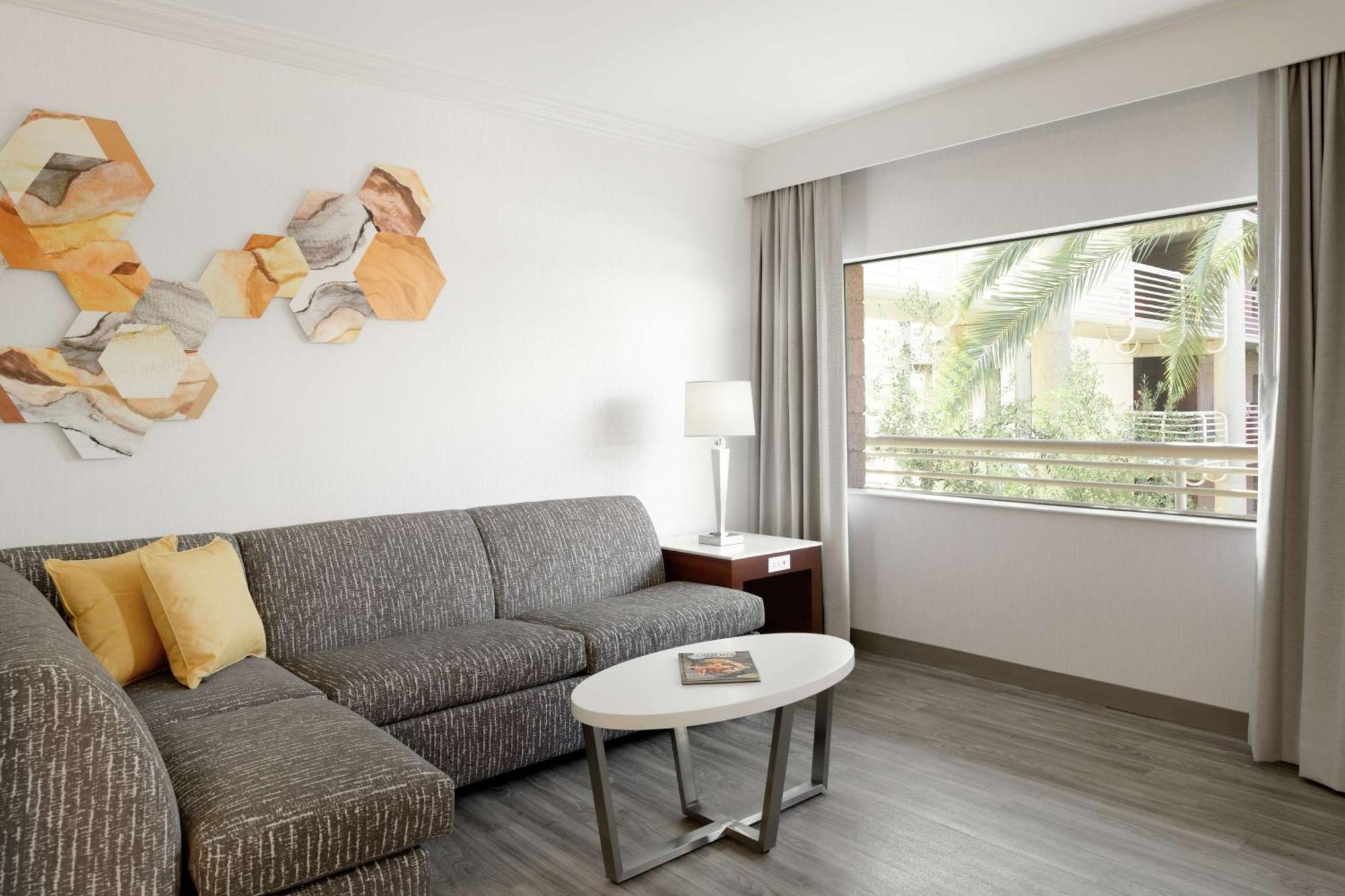 Doubletree Suites By Hilton Phoenix Kültér fotó